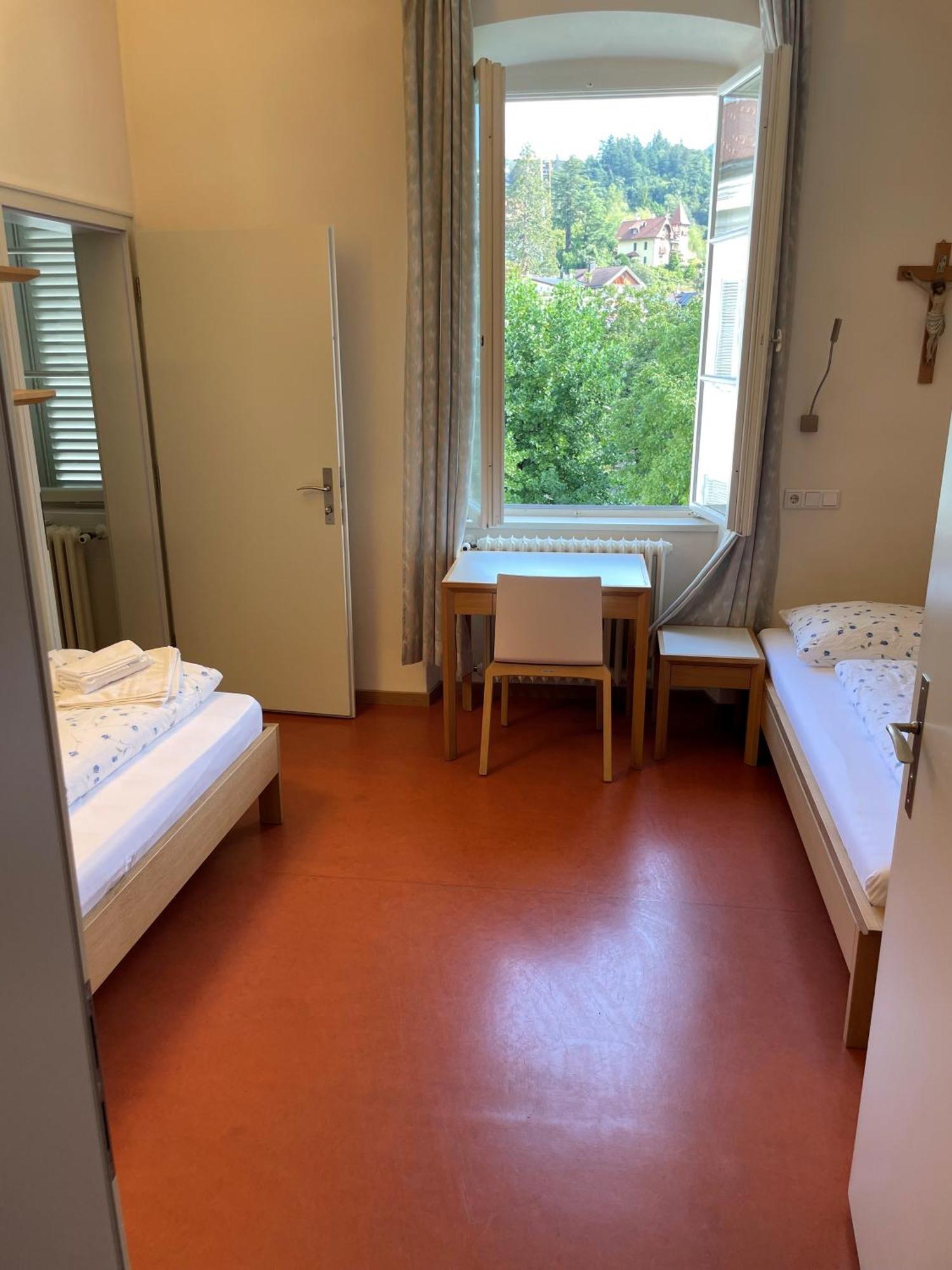 Priesterseminar Brixen Esterno foto