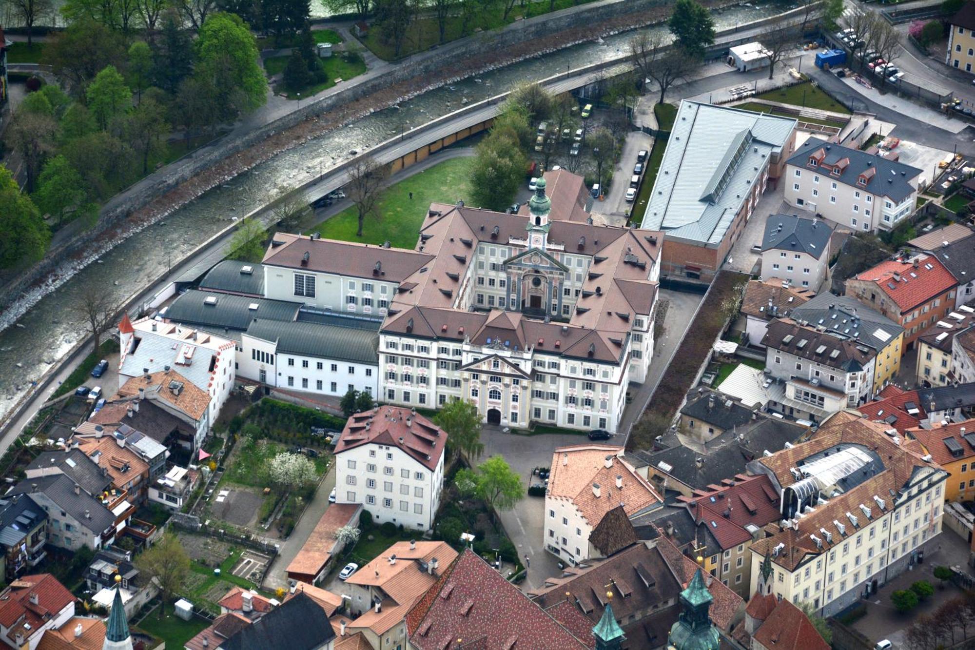 Priesterseminar Brixen Esterno foto